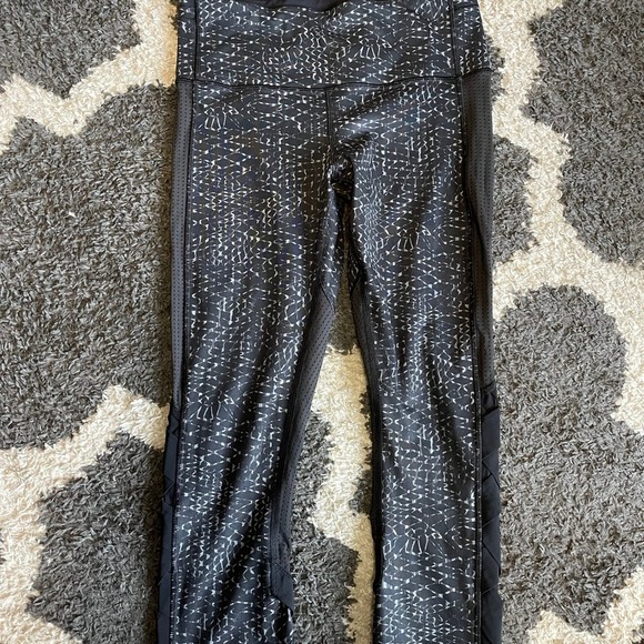 Lululemon Leggings - Picture 1 of 6